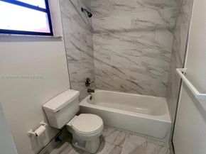 3522 NE 166th St 10, North Miami Beach FL 33160