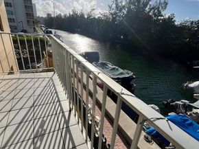 3522 NE 166th St 10, North Miami Beach FL 33160