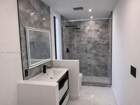 1644 NW 8th Ter, Miami FL 33125