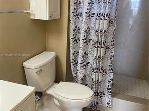 13499 Biscayne Blvd 1506, North Miami FL 33181