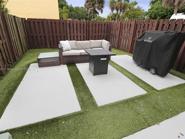 10710 La Placida Dr 66, Coral Springs FL 33065