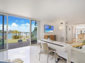 405 N Hibiscus Dr 110, Miami Beach FL 33139