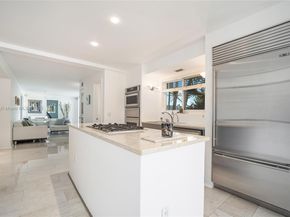 405 N Hibiscus Dr 110, Miami Beach FL 33139