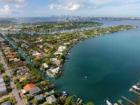 8033 Noremac Ave, Miami Beach FL 33141