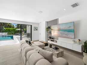8033 Noremac Ave, Miami Beach FL 33141