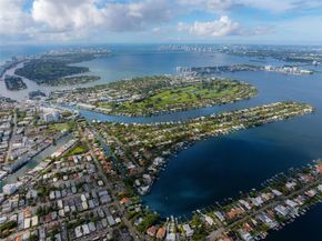 8033 Noremac Ave, Miami Beach FL 33141