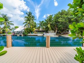 8033 Noremac Ave, Miami Beach FL 33141