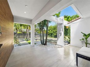 8033 Noremac Ave, Miami Beach FL 33141