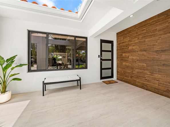 8033 Noremac Ave, Miami Beach FL 33141