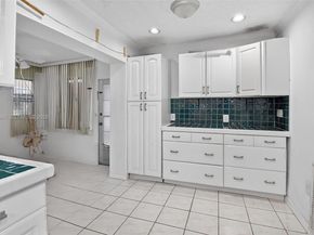 2299 NW 73rd Ave, Sunrise FL 33313