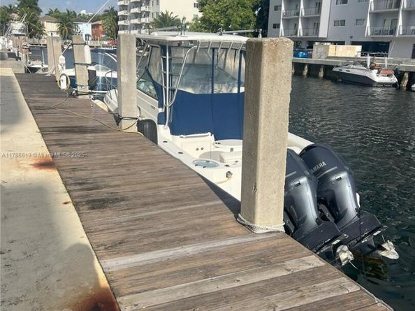 3665 NE 167th St 308, North Miami Beach FL 33160