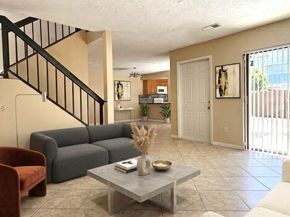 610 Commodore Dr, Plantation FL 33325