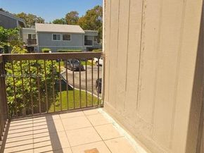 610 Commodore Dr, Plantation FL 33325