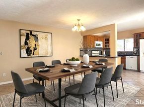610 Commodore Dr, Plantation FL 33325