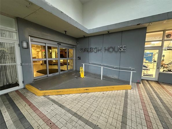 7135 Collins Ave 1721, Miami Beach FL 33141