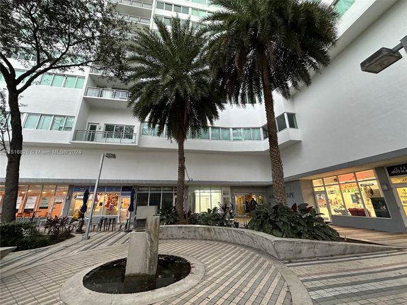 7135 Collins Ave 1721, Miami Beach FL 33141