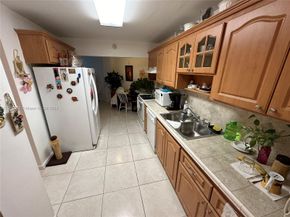 7135 Collins Ave 1721, Miami Beach FL 33141
