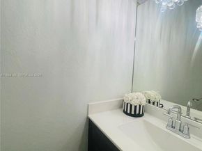 1766 SE 7th Ter, Homestead FL 33034