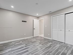 4490 SW 105th Ave, Davie FL 33328