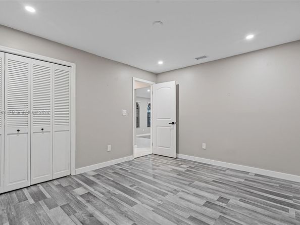 4490 SW 105th Ave, Davie FL 33328