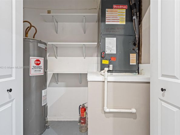 4490 SW 105th Ave, Davie FL 33328