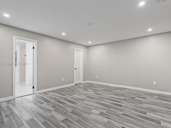 4490 SW 105th Ave, Davie FL 33328