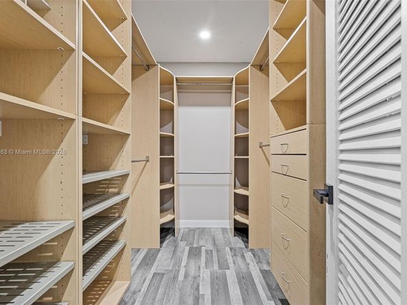 4490 SW 105th Ave, Davie FL 33328