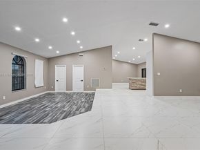 4490 SW 105th Ave, Davie FL 33328