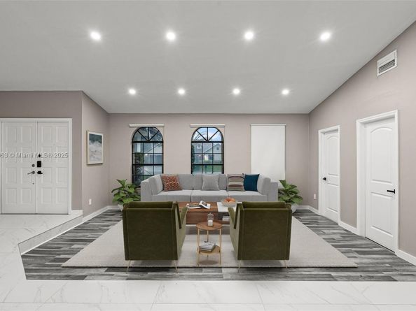 4490 SW 105th Ave, Davie FL 33328