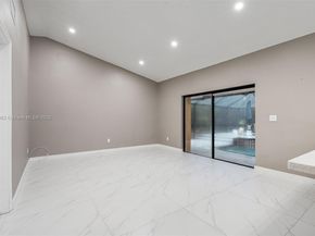 4490 SW 105th Ave, Davie FL 33328