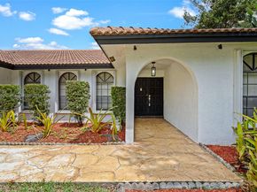 4490 SW 105th Ave, Davie FL 33328