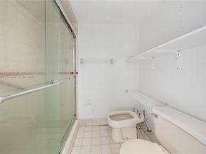 995 SW 84th Ave 126, Miami FL 33144