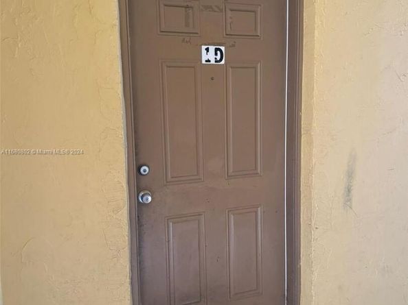 2814 NW 55th Ave 1D, Lauderhill FL 33313