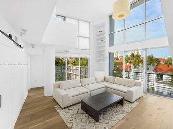 221 Jefferson Ave