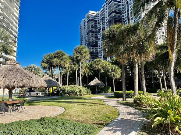 2451 Brickell Ave 4P, Miami FL 33129