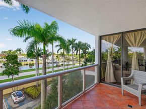 3598 Yacht Club Dr 302, Aventura FL 33180