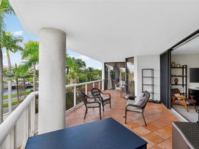 3598 Yacht Club Dr 302, Aventura FL 33180