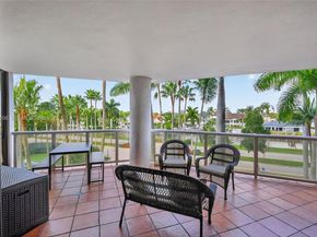 3598 Yacht Club Dr 302, Aventura FL 33180