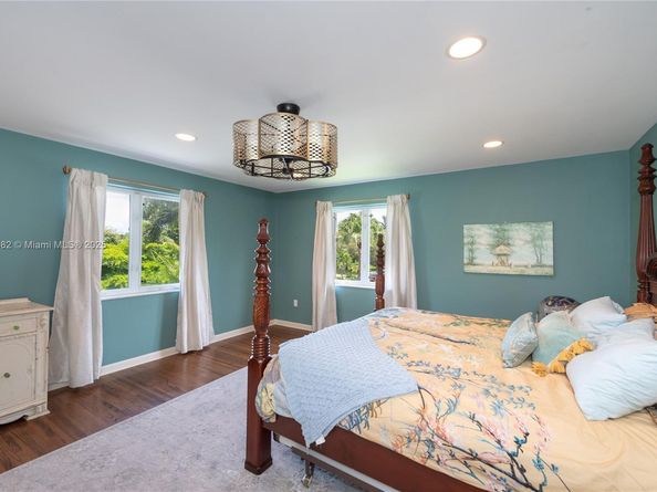 13020 SW 70th Ave, Pinecrest FL 33156