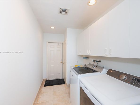 13020 SW 70th Ave, Pinecrest FL 33156