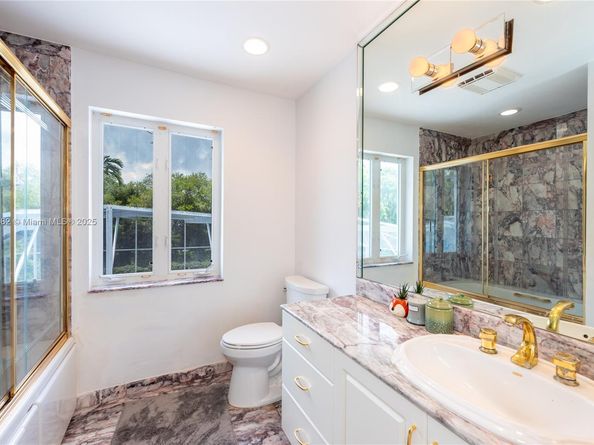 13020 SW 70th Ave, Pinecrest FL 33156