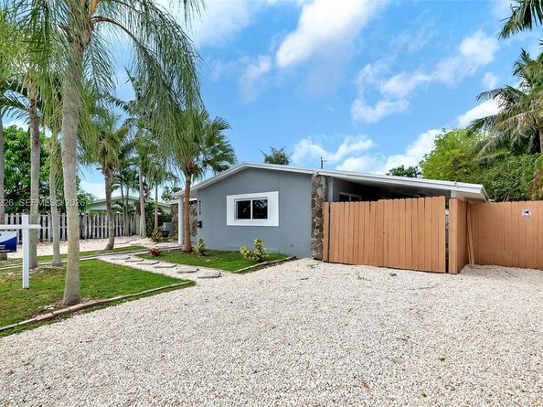 9710 SW SW 161 St, Miami FL 33157