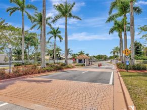 16249 NW 24th St, Pembroke Pines FL 33028