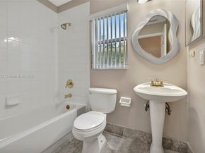 16249 NW 24th St, Pembroke Pines FL 33028