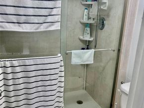 2016 Bay Dr 203, Miami Beach FL 33141