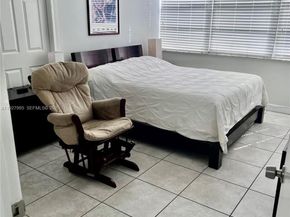 2016 Bay Dr 203, Miami Beach FL 33141