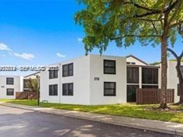 212 Lake Pointe Dr 210, Oakland Park FL 33309