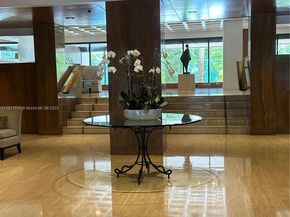 2333 Brickell Ave 901, Miami FL 33129