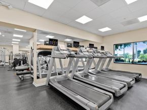 2333 Brickell Ave 901, Miami FL 33129