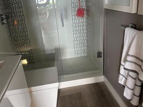 2333 Brickell Ave 901, Miami FL 33129